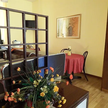 Hotell Moschini 3*