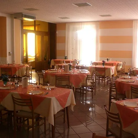 Moschini Hotell 3*